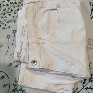 Eddie Bauer Women's Crisp White Jean Shorts Boyfriend mid-rise NWOT